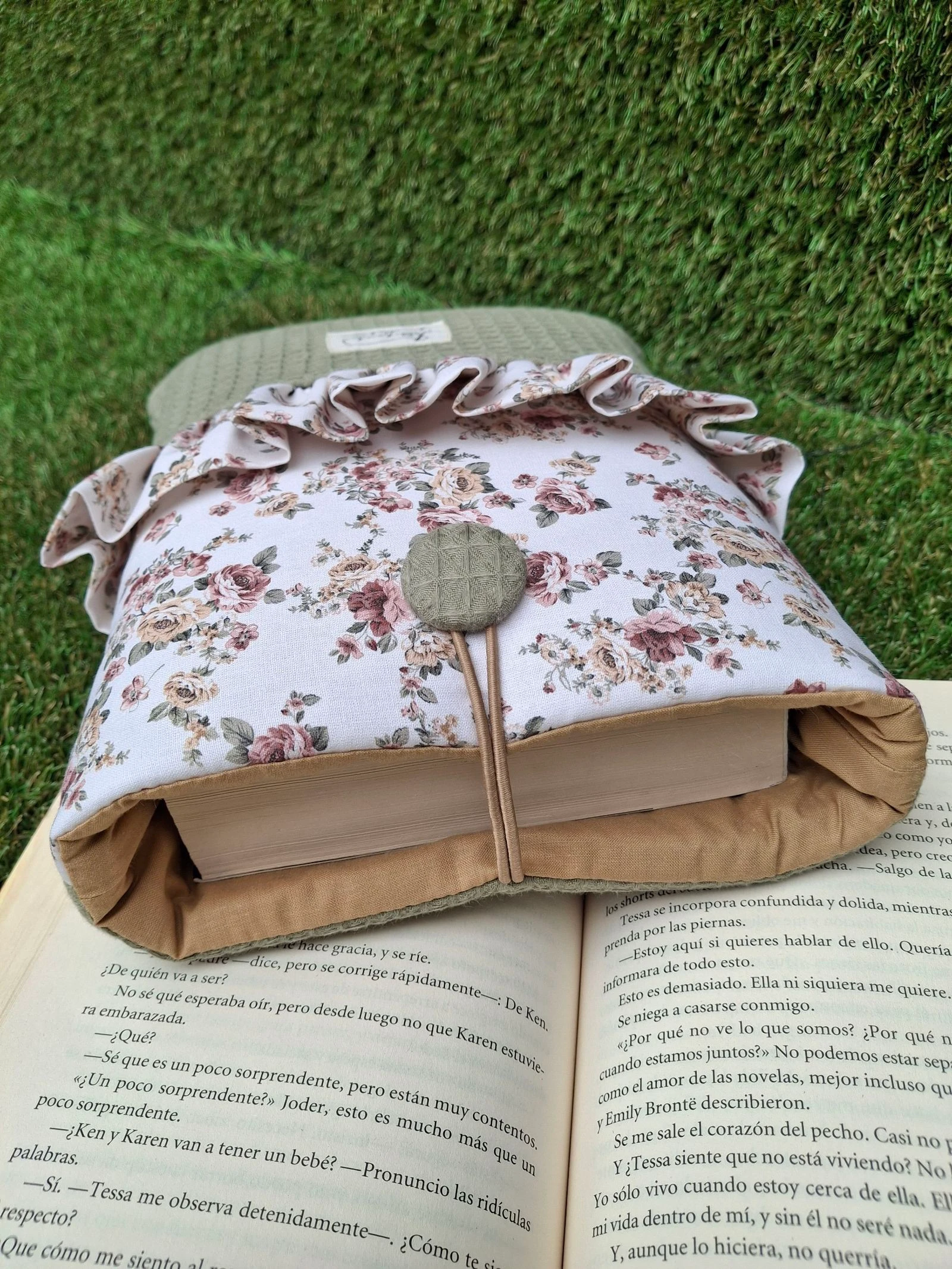 Célula para livro acolchoada feita à mão – photo 2